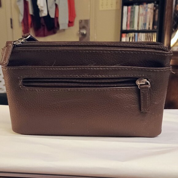 Lot of Three Womens Wallets - Picture 14 of 15